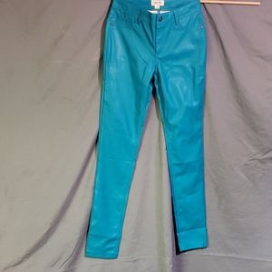 Cute turquoise faux leather pants size med skinny